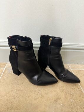 Tommy Hilfiger Black Leather & Suede Pointed Ankle Booties with Gold Logo